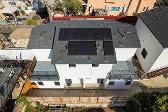 6728 Thomson Ct in San Diego, CA - Building Photo - Building Photo