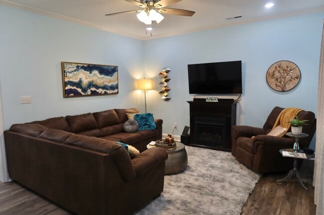 15695 Landview Ln in Athens, AL - Building Photo - Building Photo