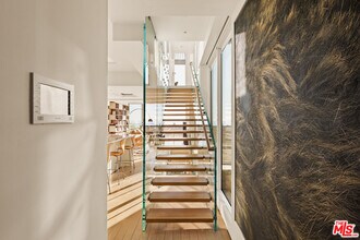 1267 Palisades Beach Rd in Santa Monica, CA - Building Photo - Building Photo