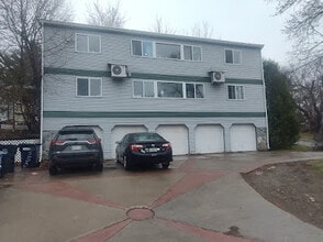 33 Charles St, Unit 33 charles st. in Bangor, ME - Building Photo - Building Photo