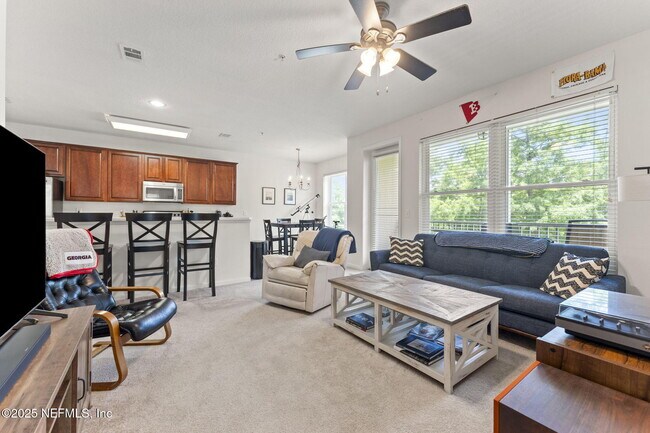 13364 Beach Blvd in Jacksonville, FL - Building Photo - Building Photo