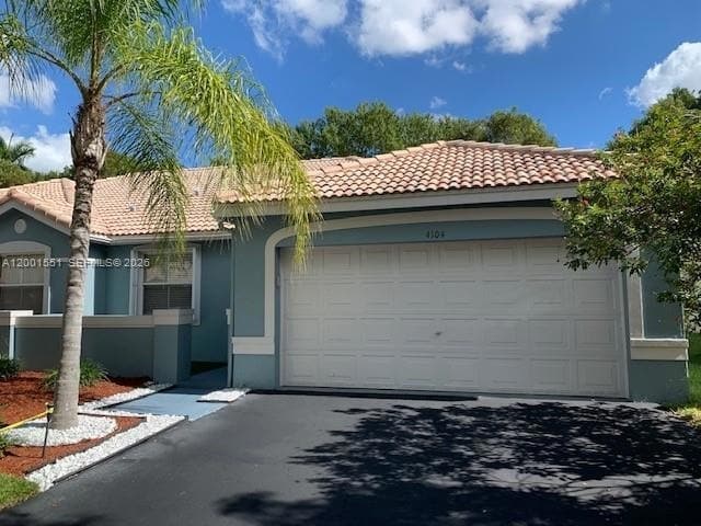 4104 Pine Ridge Ln in Weston, FL - Foto de edificio - Building Photo