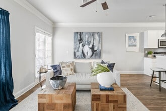 Covey Homes Greystone in Hiram, GA - Foto de edificio - Building Photo