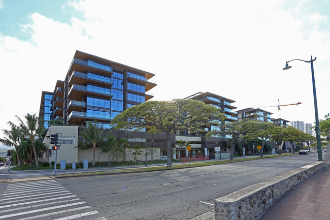 Park Lane Ala Moana in Honolulu, HI - Building Photo - Building Photo