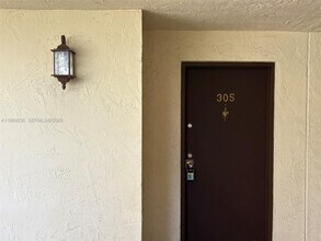 9010 SW 125th Ave in Miami, FL - Building Photo - Building Photo