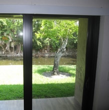 4141 NW 114th Ave, Unit #4 in Coral Springs, FL - Foto de edificio - Building Photo