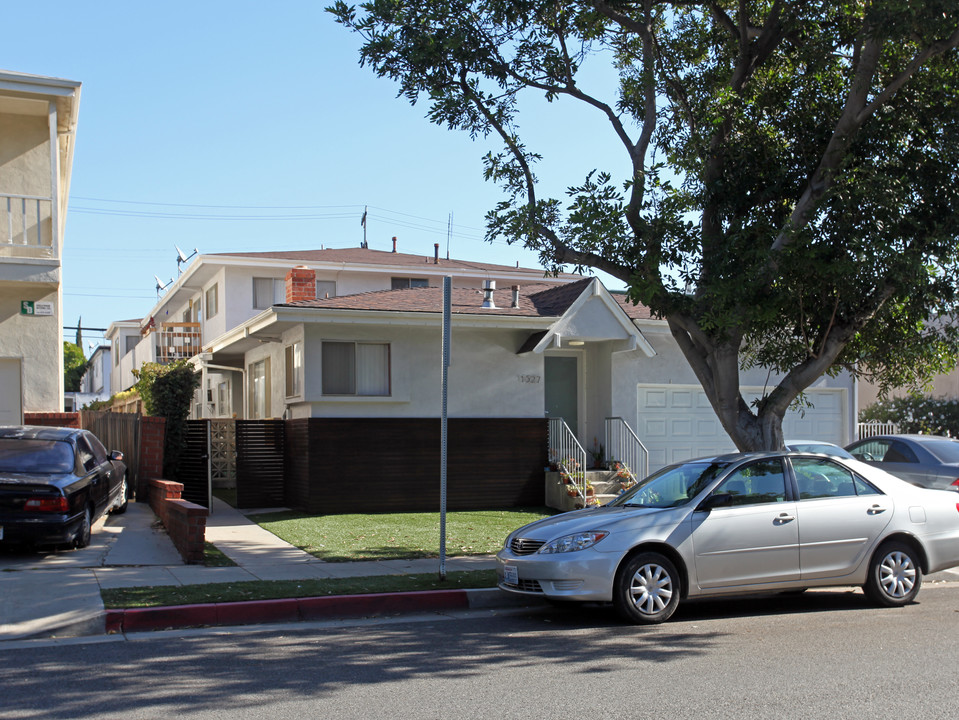 1527 Princeton St in Santa Monica, CA - Building Photo