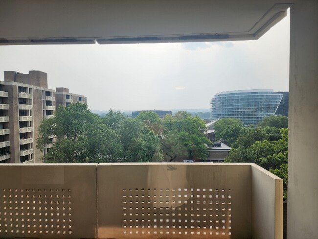 430 M St SW in Washington, DC - Foto de edificio - Building Photo