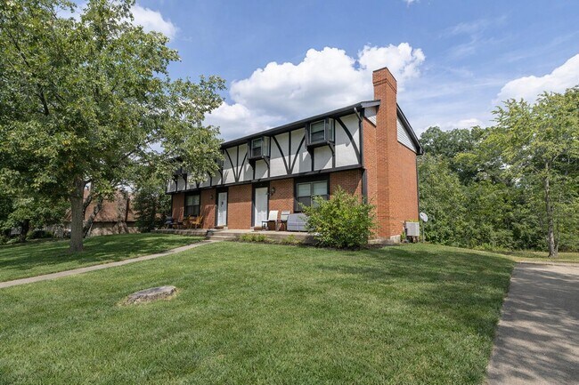 3310 Belle Meade Dr in Columbia, MO - Building Photo - Building Photo