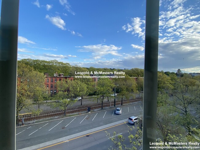 1789 Beacon St, Unit 5A