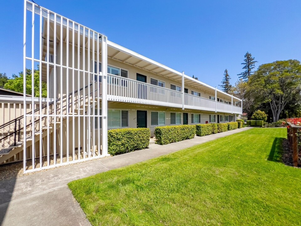 Seminary, 449-479* in Napa, CA - Building Photo