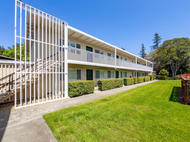 Seminary, 449-479* in Napa, CA - Building Photo - Primary Photo