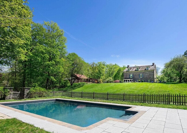 48 Oak Rd in Saugerties, NY - Building Photo - Building Photo