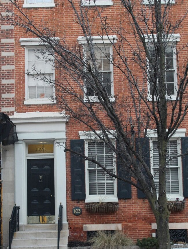 107 E Market St in York, PA - Building Photo - Building Photo