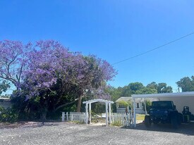 308 S Mars Ave in Clearwater, FL - Building Photo