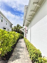 2646 Seychelles Cir in Naples, FL - Building Photo - Building Photo