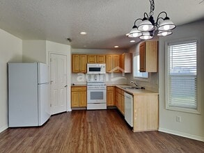 1285 N Meadowhills Ave in Star, ID - Building Photo - Building Photo