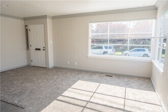 1023 SW Trenton St in Seattle, WA - Building Photo - Building Photo