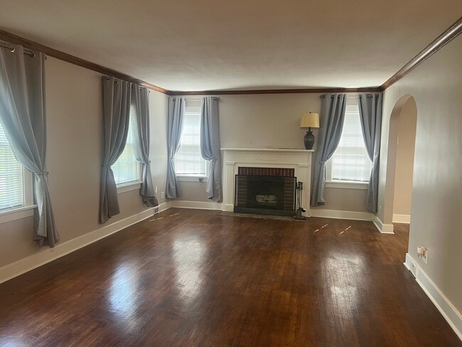 1347 W Sunset Ave in Decatur, IL - Building Photo - Building Photo