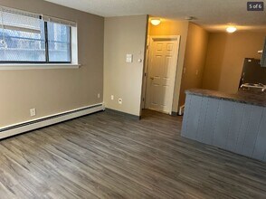 136 School St in Somerville, MA - Building Photo - Building Photo