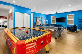 6058 Broad Oak Dr in Davenport, FL - Building Photo - Building Photo