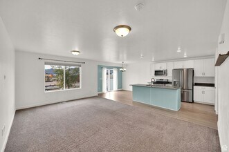 5113 W Vibrato St in Herriman, UT - Building Photo - Building Photo