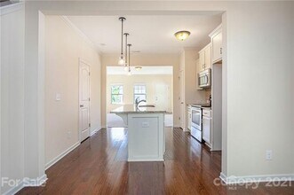 4276 Sutwick Dr in Charlotte, NC - Building Photo - Building Photo