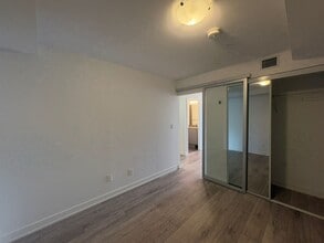 3210 Dakota Cmn in Burlington, ON - Building Photo - Building Photo