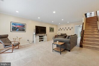 235 Copper Beech Dr in Blue Bell, PA - Building Photo - Building Photo