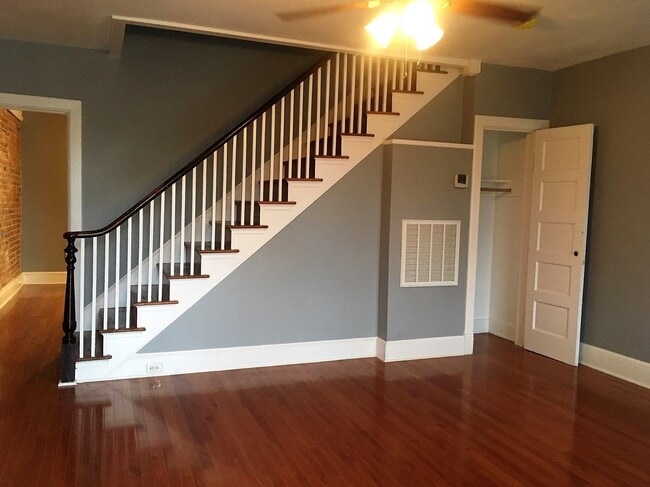 3010 W Leigh St in Richmond, VA - Building Photo - Building Photo