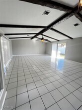 609 SE 23rd Pl in Cape Coral, FL - Building Photo - Building Photo