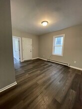 690 S 18th St, Unit 1 in Newark, NJ - Building Photo - Building Photo