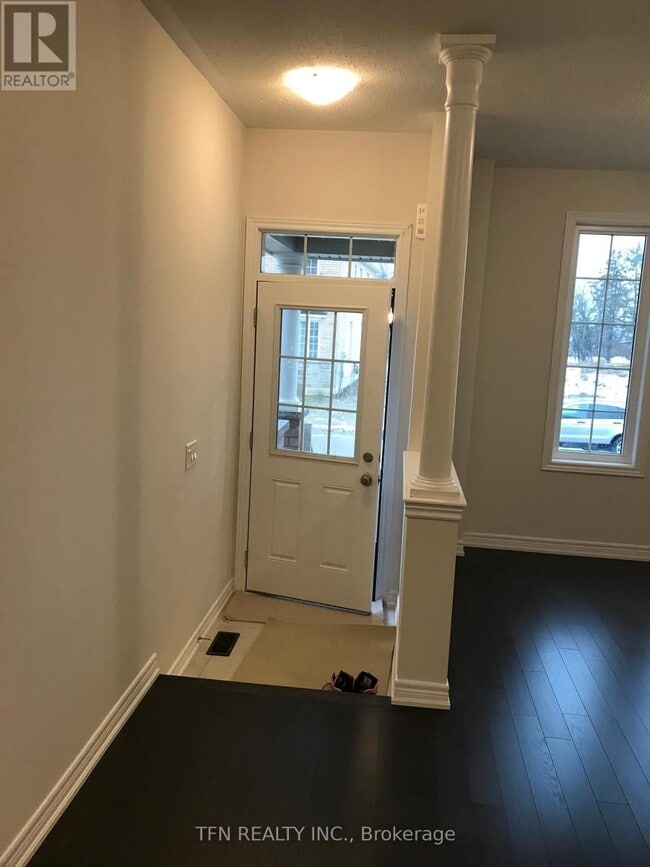 32 Spokanne St in Brampton, ON - Building Photo - Building Photo