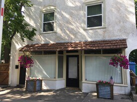 1211 23rd Ave NE in Minneapolis, MN - Building Photo