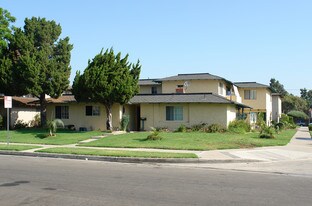 405 W Tularosa Ave Apartments