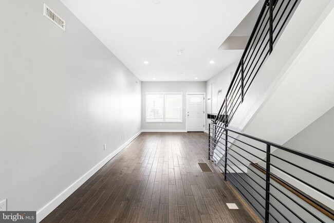 2122 Sears St in Philadelphia, PA - Building Photo - Building Photo