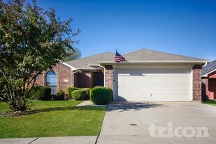 9312 Rhoni Ct in Fort Worth, TX - Building Photo