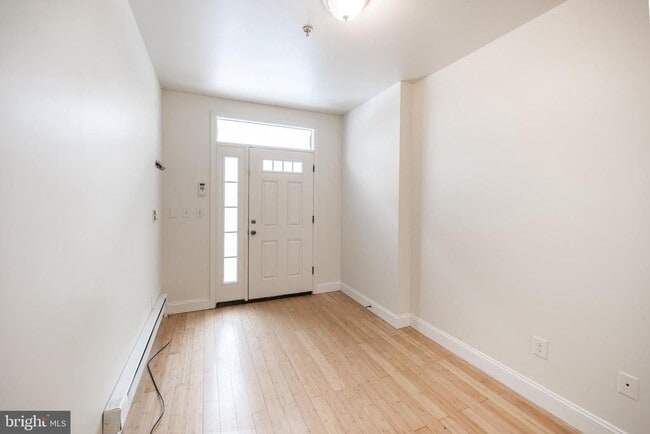 1927 N 9th St in Philadelphia, PA - Building Photo - Building Photo