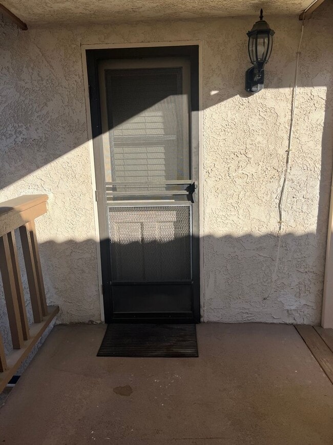 853 Miller Ct in Ventura, CA - Building Photo - Building Photo