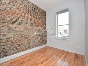 416 N Howard St in Baltimore, MD - Building Photo - Building Photo