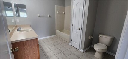1048 Sleepy Oak Dr in Wesley Chapel, FL - Building Photo - Building Photo
