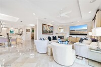 425 5th St S in Naples, FL - Foto de edificio - Building Photo