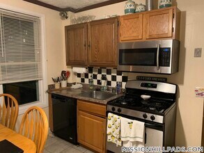 205 Hillside St-Unit -1 in Boston, MA - Building Photo - Building Photo