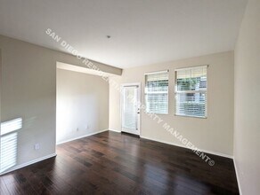 16934 Laurel Hill Ln in San Diego, CA - Building Photo - Building Photo