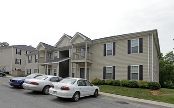 Dunhill Apartments in Knoxville, TN - Foto de edificio - Building Photo