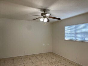 21013 Highland Lake Dr in Lago Vista, TX - Building Photo - Building Photo