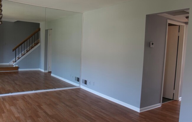 2678 Glengyle Dr, Unit #30 in Vienna, VA - Building Photo - Building Photo