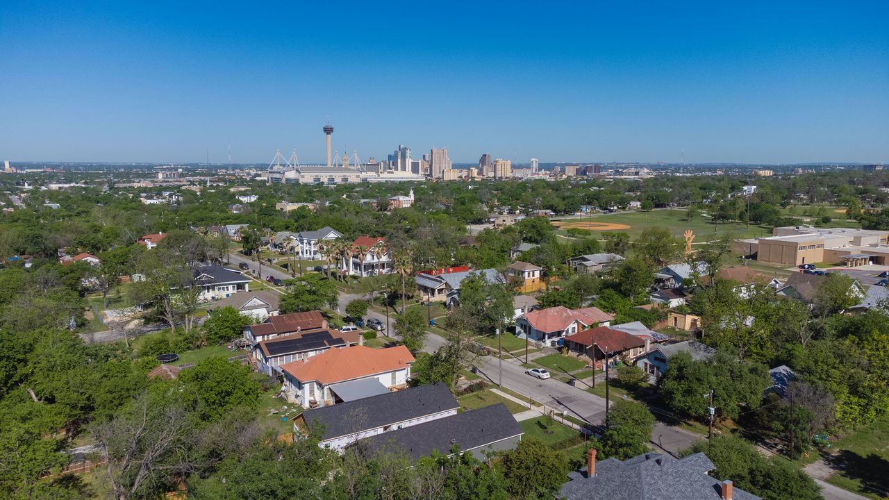 1222 Virginia Blvd, Unit 201 in San Antonio, TX - Foto de edificio