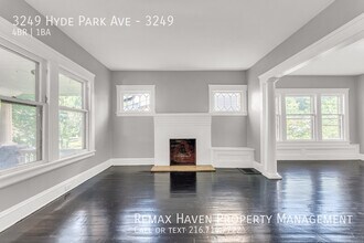 3249 Hyde Park Ave in Cleveland Heights, OH - Building Photo - Building Photo