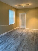 6572 W Sample Rd in Coral Springs, FL - Building Photo - Building Photo